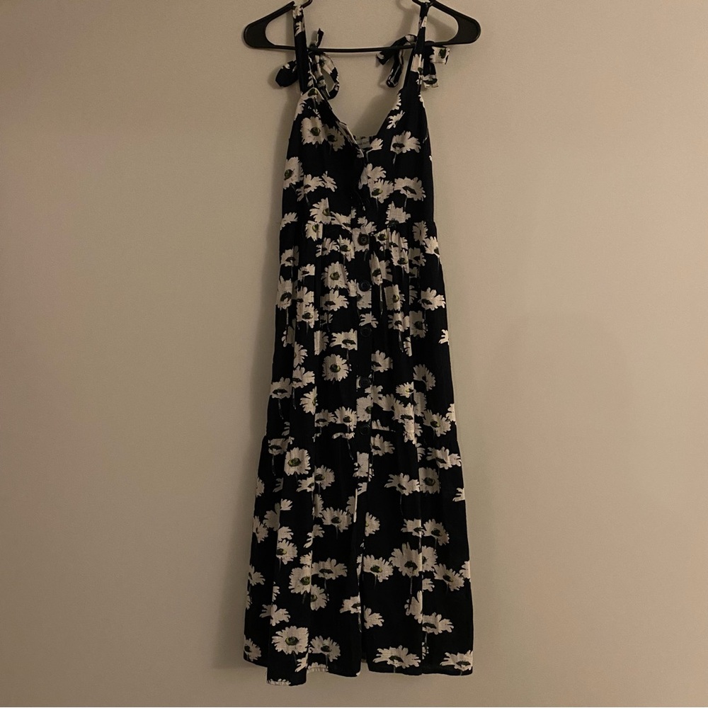 Urban Outfitters Black and White Floral Maxi Dress